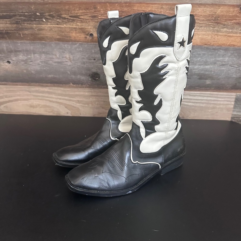 Two Tone Black White Western Cowboy Boots Star Detail Side Zip Mid Calf Tall